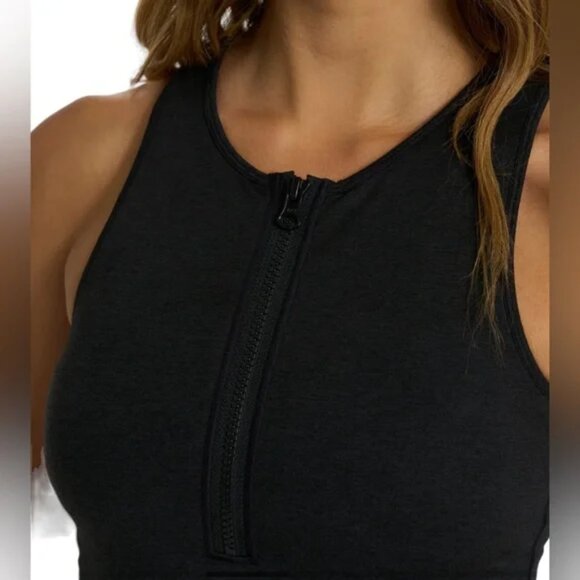 Vuori Granite Heather zip tank Size S - Picture 3 of 4